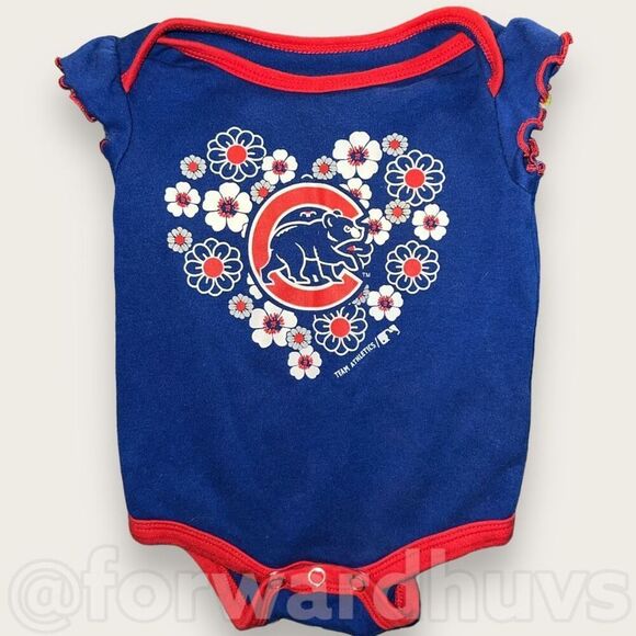 Chicago Cubs Floral Shirt Sleeve Bodysuit Size 0/3 months - Picture 1 of 6